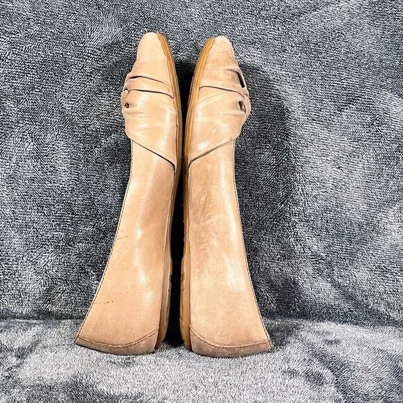 Born Tan Leather Slip On Flats Size 8.5M Women’s - Picture 7 of 8